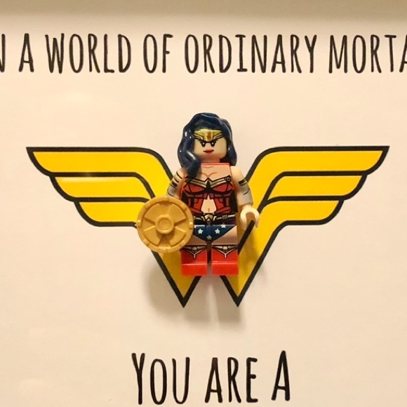 Last call for Mother’s Day- Mini figure frame - Picture 3 of 5